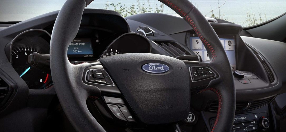Ford-Kuga-eu-17_foe_c520_200026_stline_steeringwheel_lhd-16x9-2160x1215.jpg.renditions.extra-large