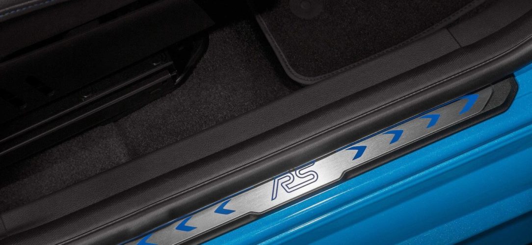 ford-focus_rs-eu-bh8028-16x9-2880x1621-floor-ol.jpg.renditions.extra-large